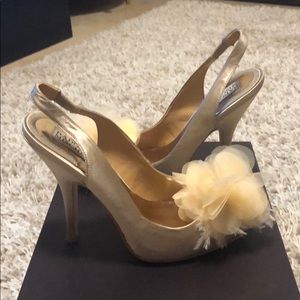 “Kimset Nudsat” Badgley Mischkae